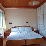 Queen Bay Apartmán