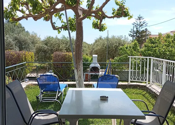 Queen Bay Apartment Vasiliki