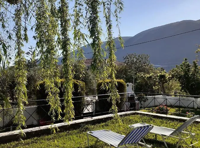 Queen Bay Βασιλική